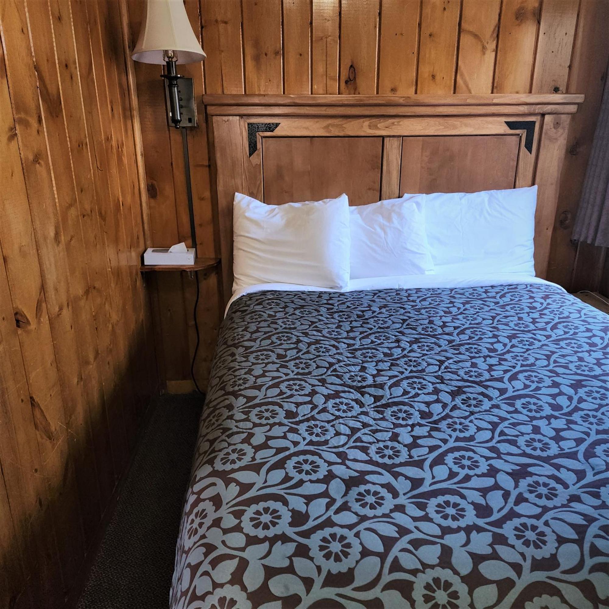 Canyon Motel Near Rocky Mountain National Park Хот-Салфер-Спрингс Экстерьер фото