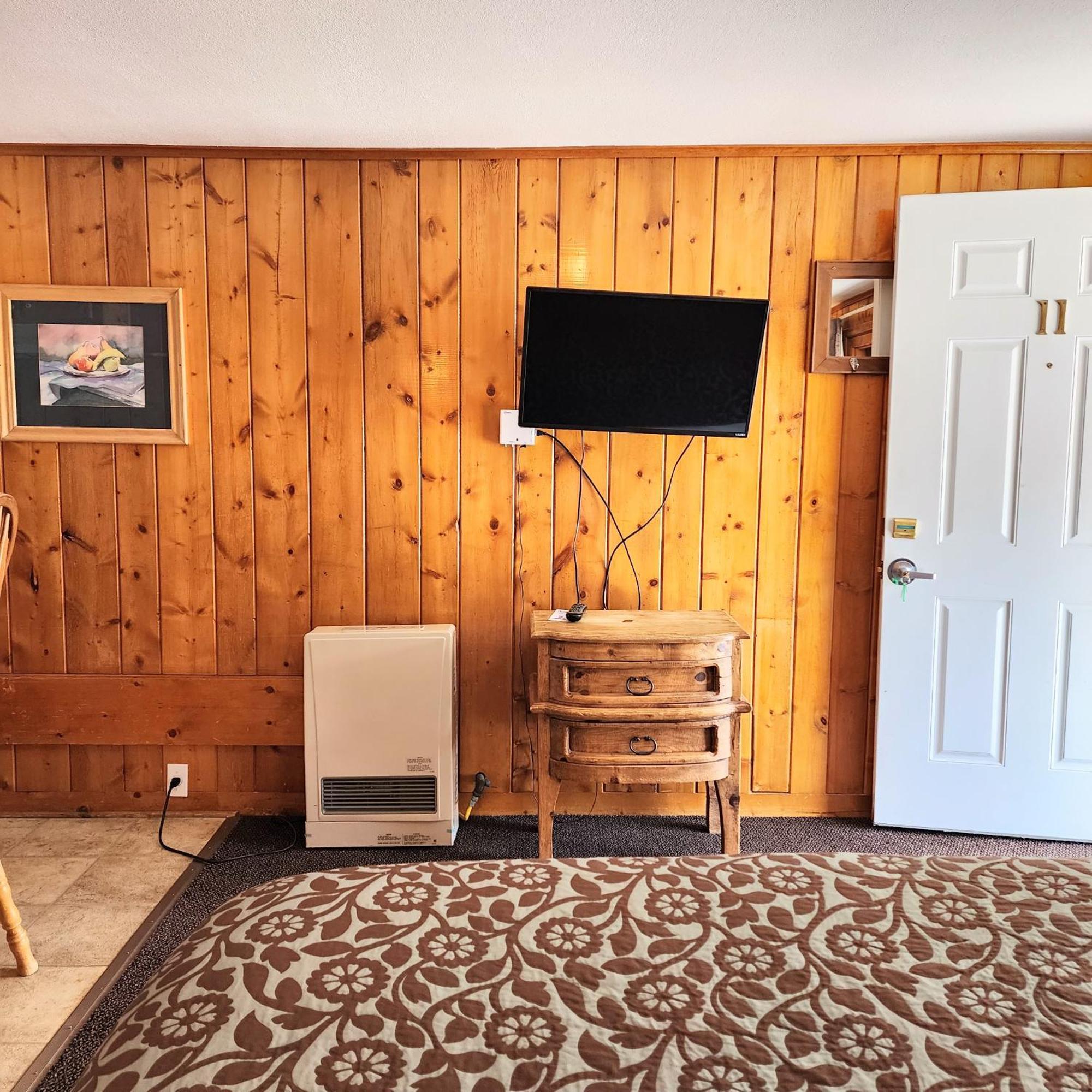 Canyon Motel Near Rocky Mountain National Park Хот-Салфер-Спрингс Экстерьер фото