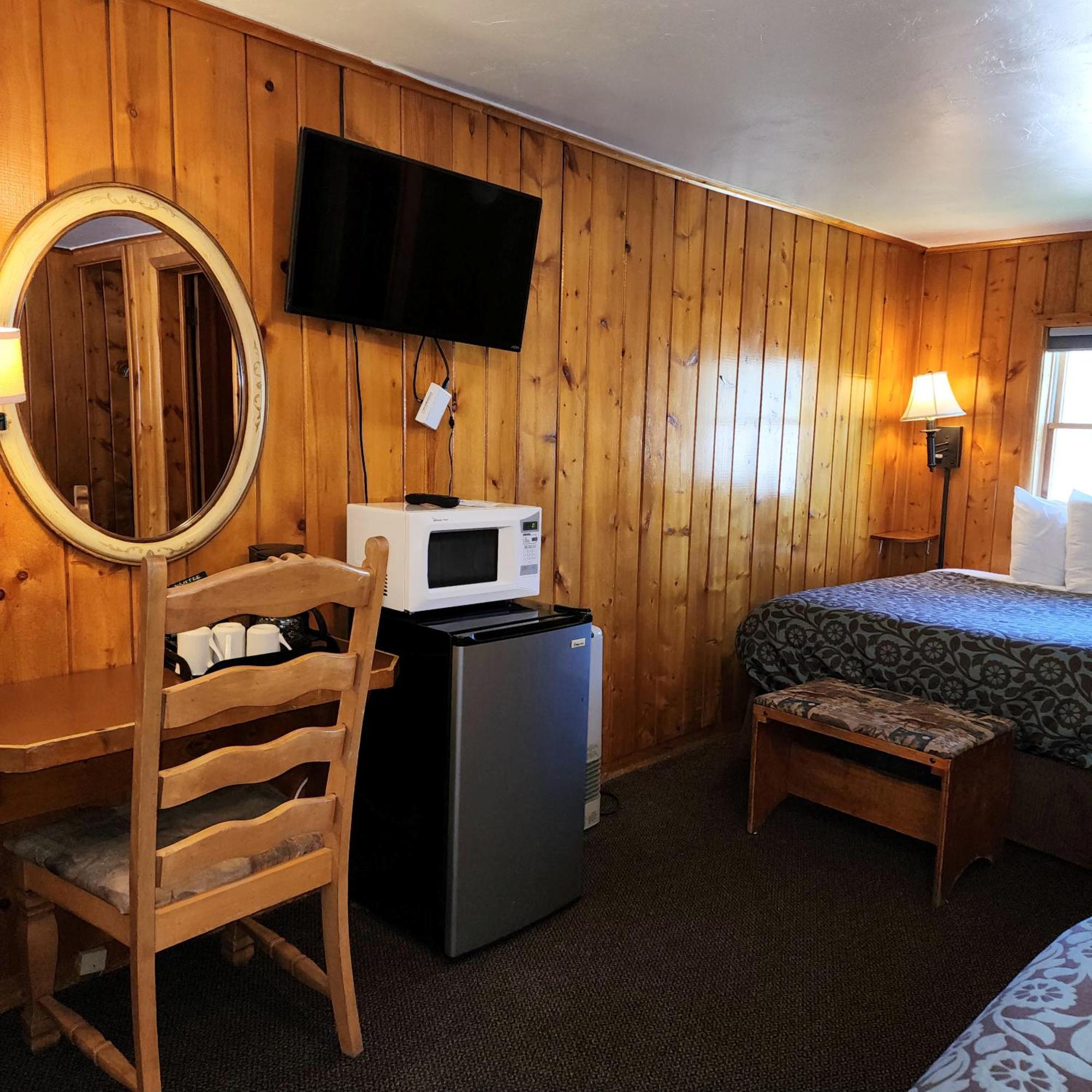 Canyon Motel Near Rocky Mountain National Park Хот-Салфер-Спрингс Экстерьер фото