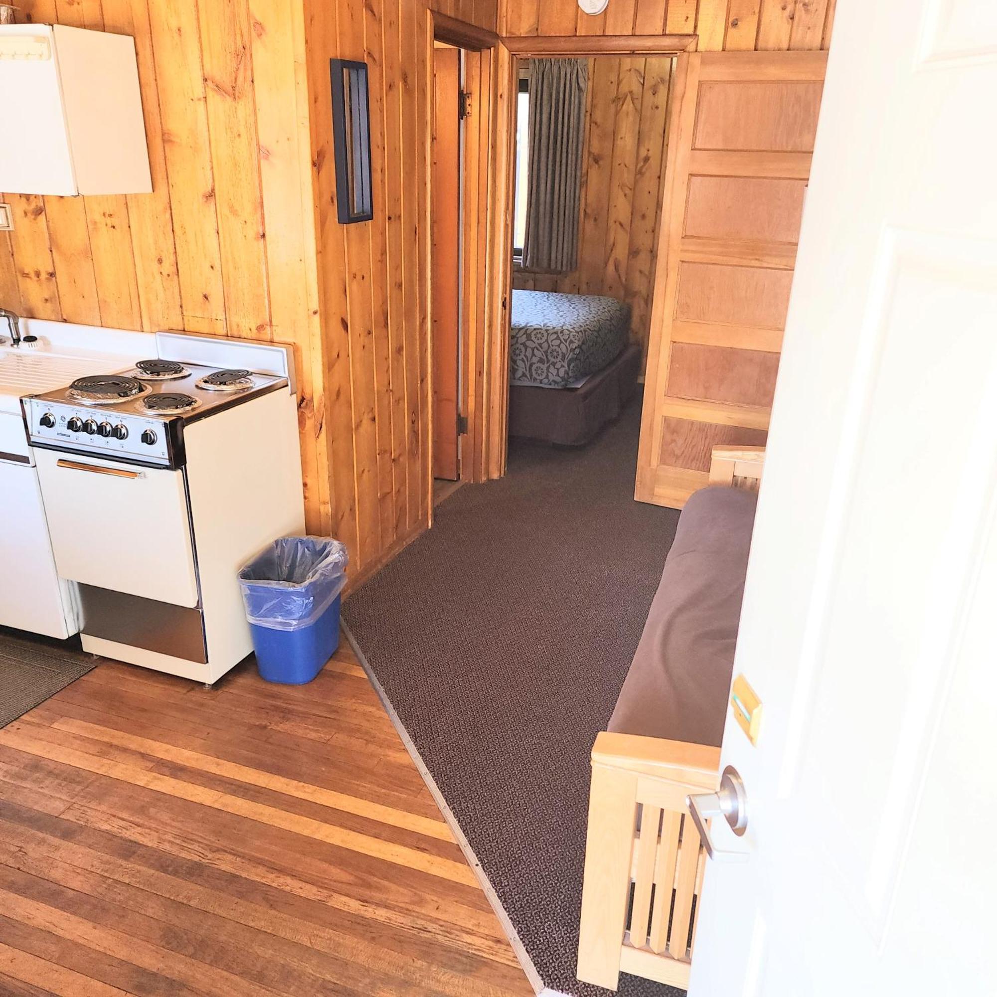 Canyon Motel Near Rocky Mountain National Park Хот-Салфер-Спрингс Экстерьер фото